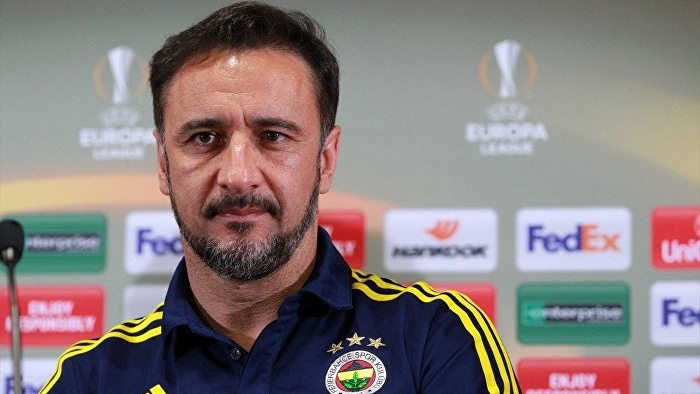 Fenerbahçe Teknik Direktörü Pereira: Değer mi burada, bu şekilde devam etmeye?