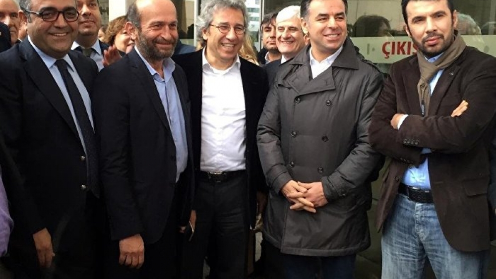 Sosyalist Enternasyonal, Dündar ve Gül için harekete geçiyor