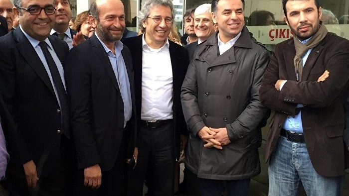 Sosyalist Enternasyonal, Dündar ve Gül için harekete geçiyor