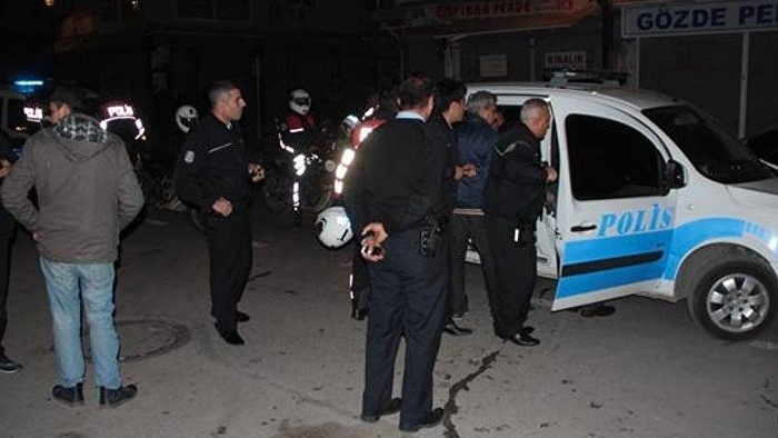 Adana'da 'Rakı Festivali'ne silahlı saldırı