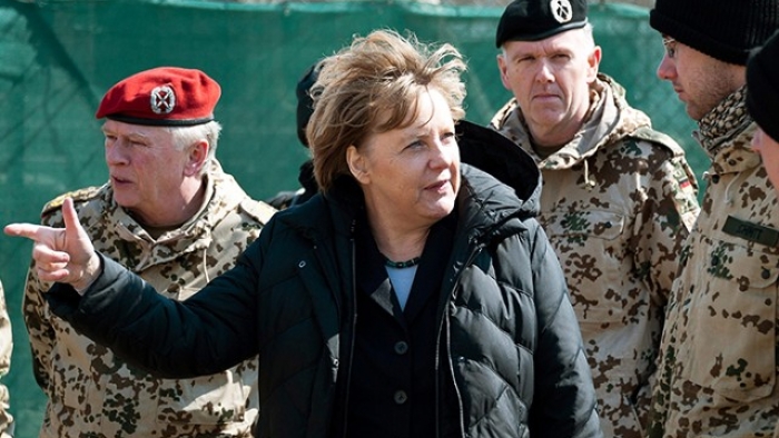 YÜZ ALMAN ASKERİ TÜRKİYE YOLCUSU!