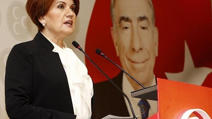 Akşener'in SMS'i MHP'yi karıştırdı