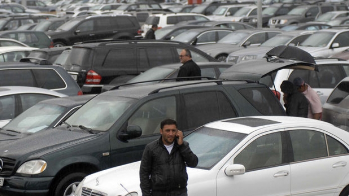 Otomobiller Almanya'da Yarı Ayrılır, Gürcistan'da Satılır