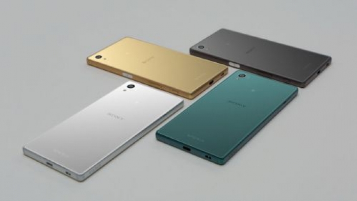 Biliyor muydunuz? Sony'nin ilk Xperia akıllı telefonları Androidli değildi