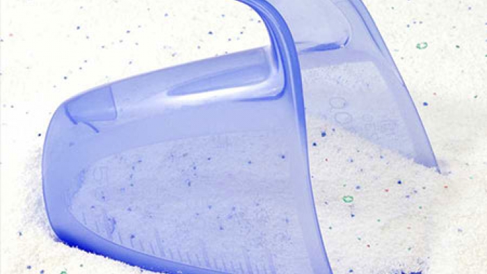 Ariel Deterjan İle Sakız Gibi Beyazlık