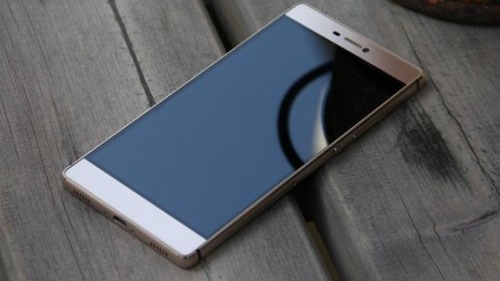 Huawei P9 iddiaları: Daha güçlü işlemci, Full HD ekran ve çift kamera