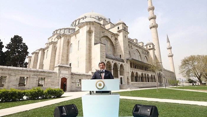 Davutoğlu: Şehre hançer gibi saplanan hiçbir eser yapılmayacak