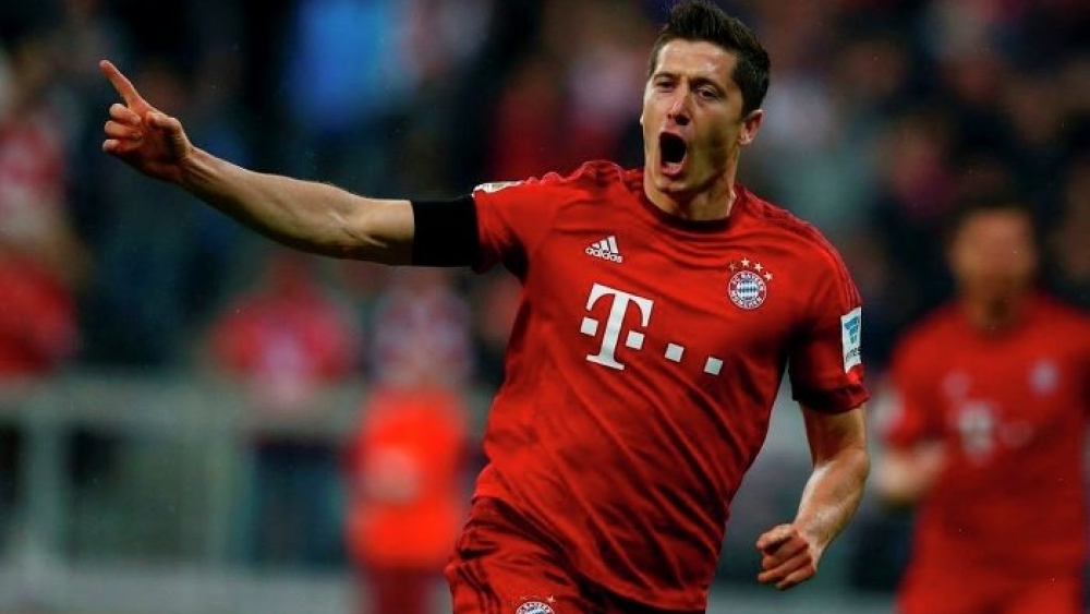 Lewandowski 9 dakikada attığı 5 golle Guinness'te