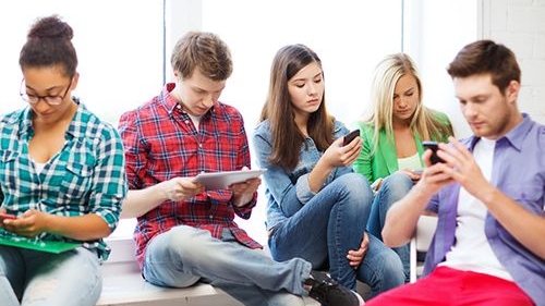 Akıllı Telefon Bağımlılığı Bunu da Yaptırdı