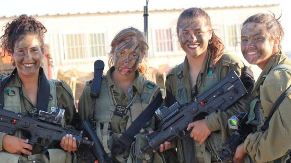 İsrail Ordusunun Kızları - Foto