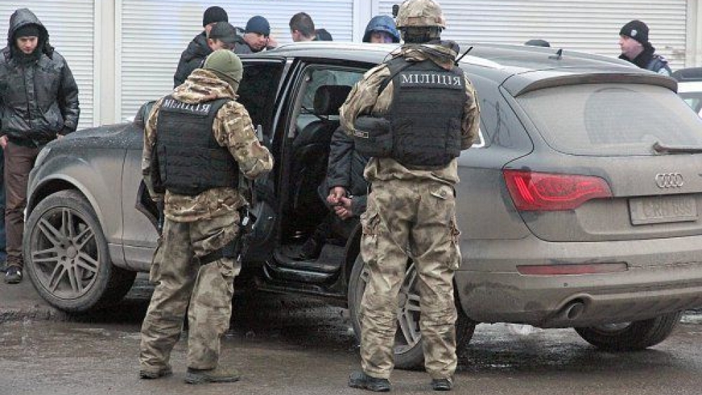 Üç Azeri Kiev'in Merkezinde Memura Ateş Açtı