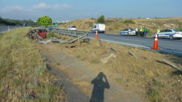 Yine Otoban Yine Kaza, 2 Kişi Öldü