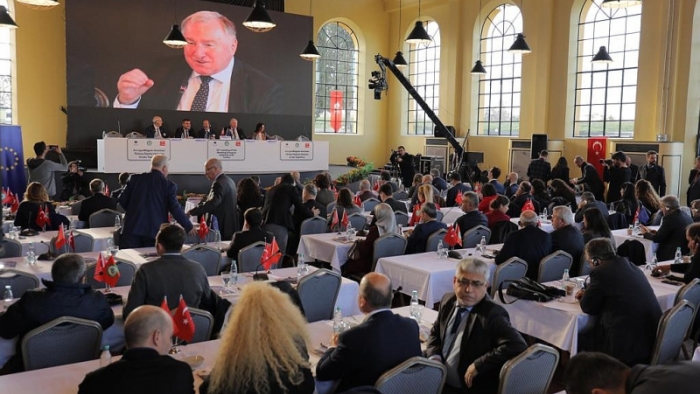 EDİRNE'DE STRATEJİK TOPLANTI: "BİZ ARTIK ŞARKI DİNLEMEK DEĞİL; ŞARKI SÖYLEMEK İSTİYORUZ"