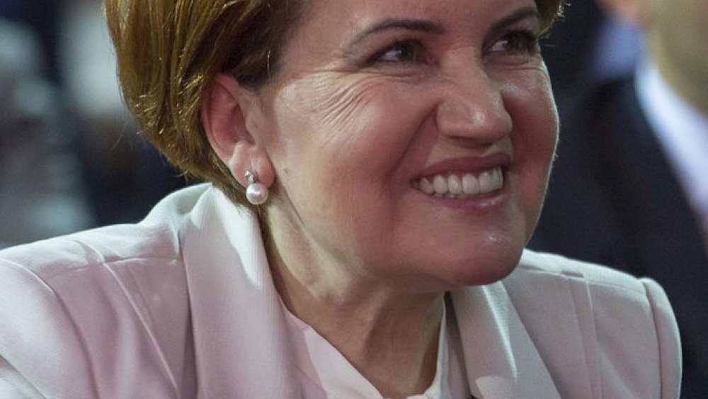 Meral Akşener'den MHP Genel Başkanlığı için adaylık sinyali