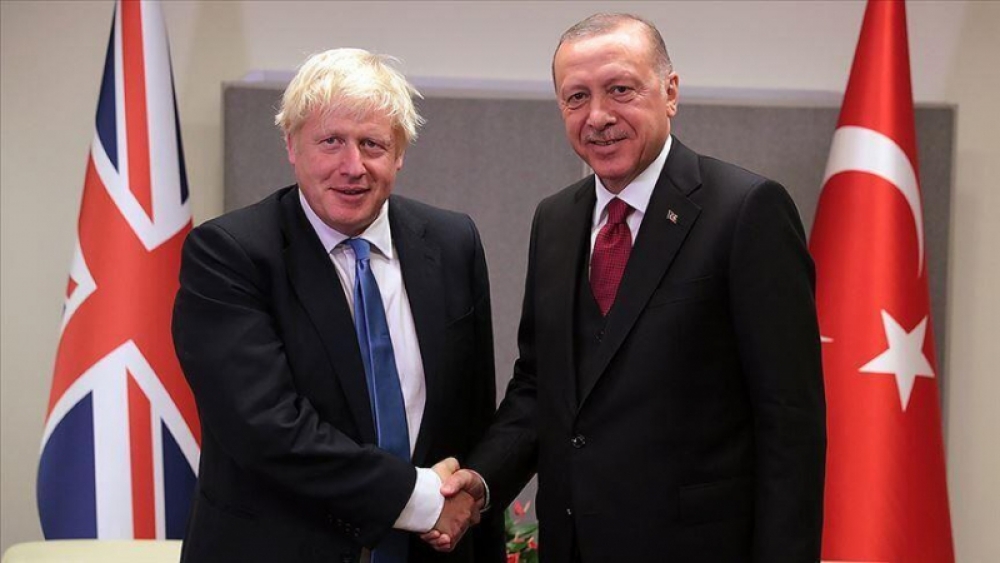 Türk ve İngiliz liderler Azerbaycan-Ermenistan çarpışmasını tartıştı