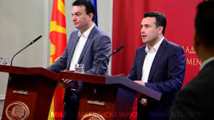 Zaev isim değişikliğiyle ilgili referanduma soru soruyor