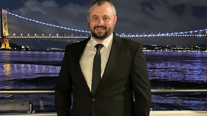 Yiğit Aksüt Ne İş Yapıyor, Hangi Projeleri Yönetti?
