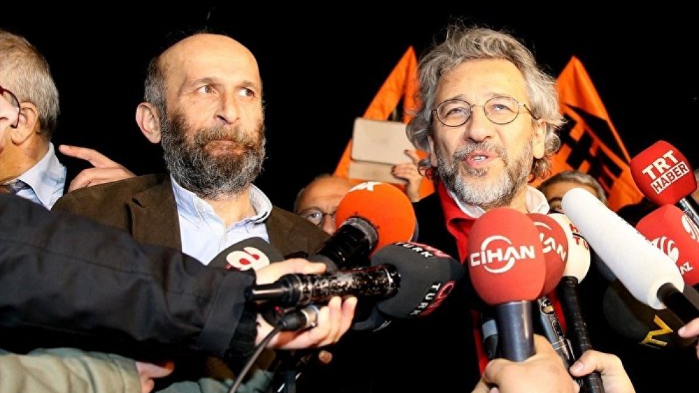 Can Dündar ve Erdem Gül tahliye oldu