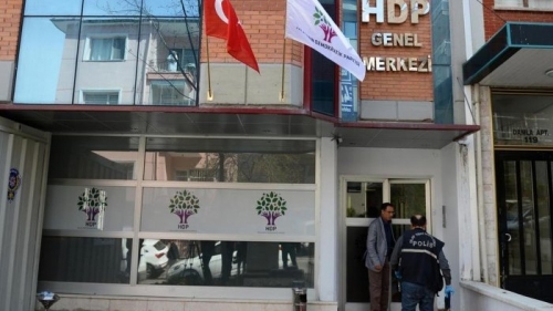 AK Parti'nin sürpriz adımına HDP'den yanıt