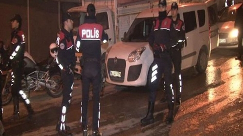 Ankara'da 3 bin 250 polisle 'huzur operasyonu'