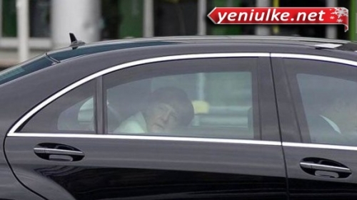 Almanya Başbakan#039;ı Merkel#039;e Şok